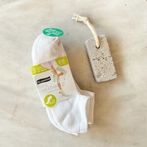 Soft Feet Bundle ⭐️👣 3pack No Show Socks + Pumice Stone